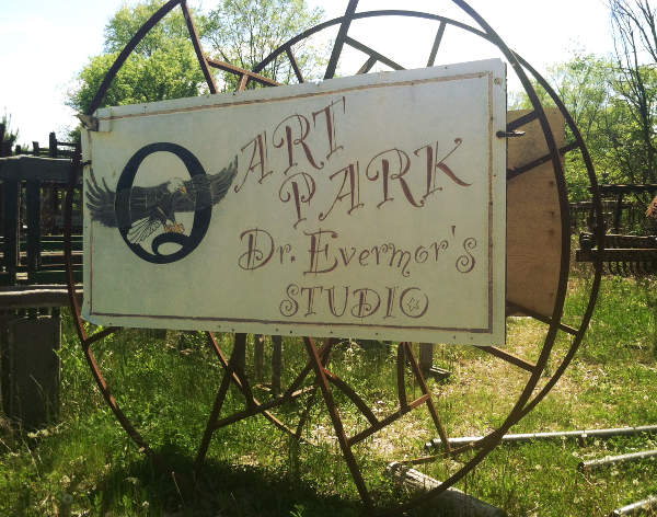 Dr. Evermor's Art Park Sign